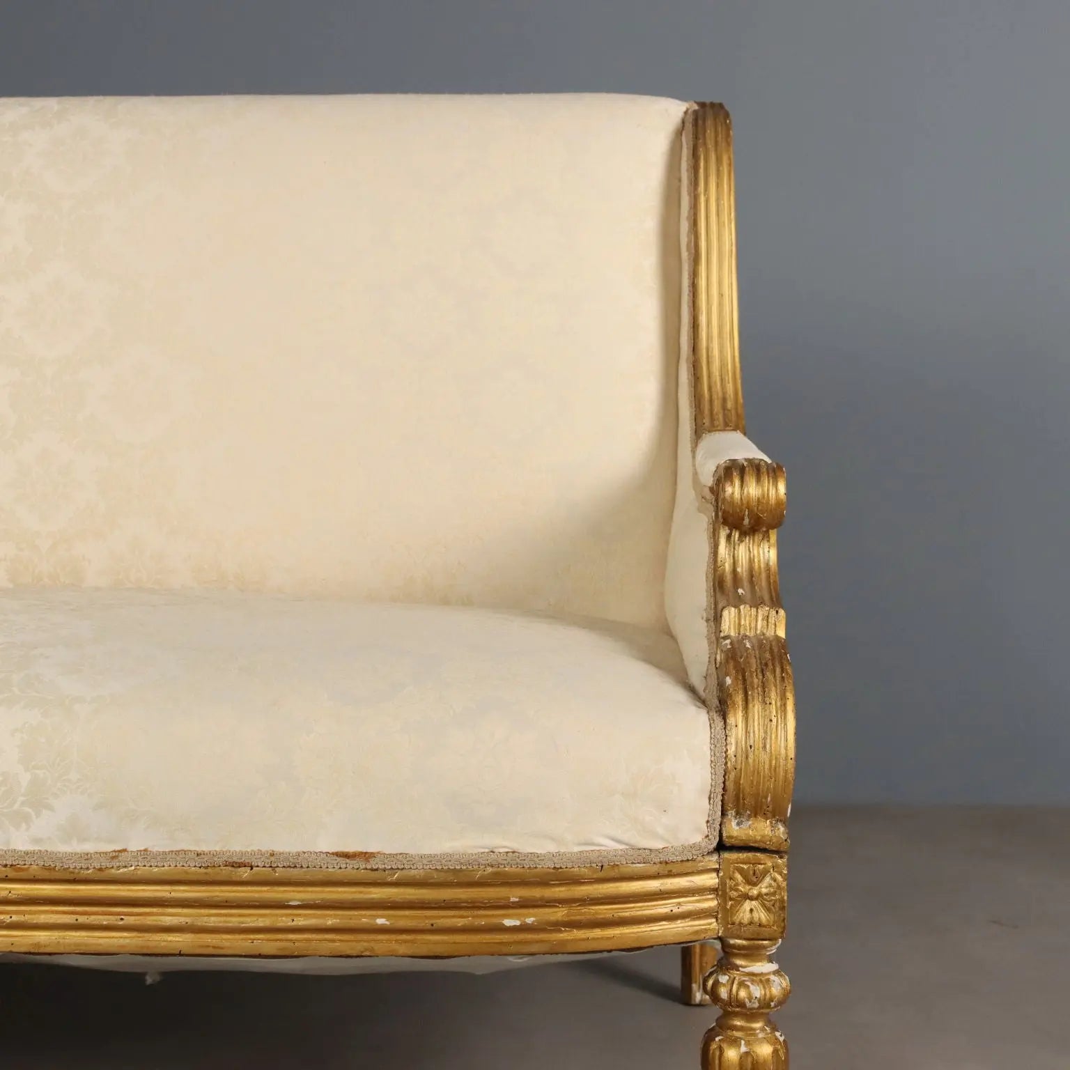 Antique Sofa Neoclassical Style Carved Wood Italy XIX Century - Italy, Second Half XIX Century | Antiques | Seating
