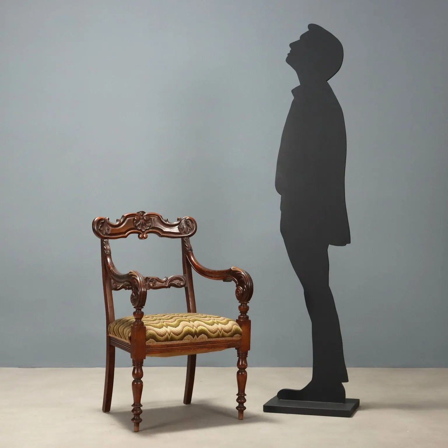 Luigi Filippo Armchair in Walnut - Italy, 19th Century