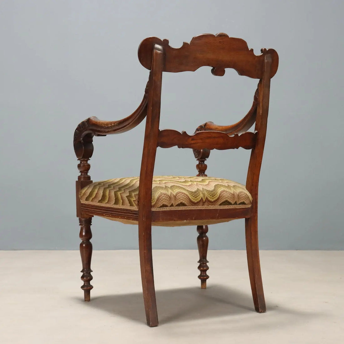 Luigi Filippo Armchair in Walnut - Italy, 19th Century