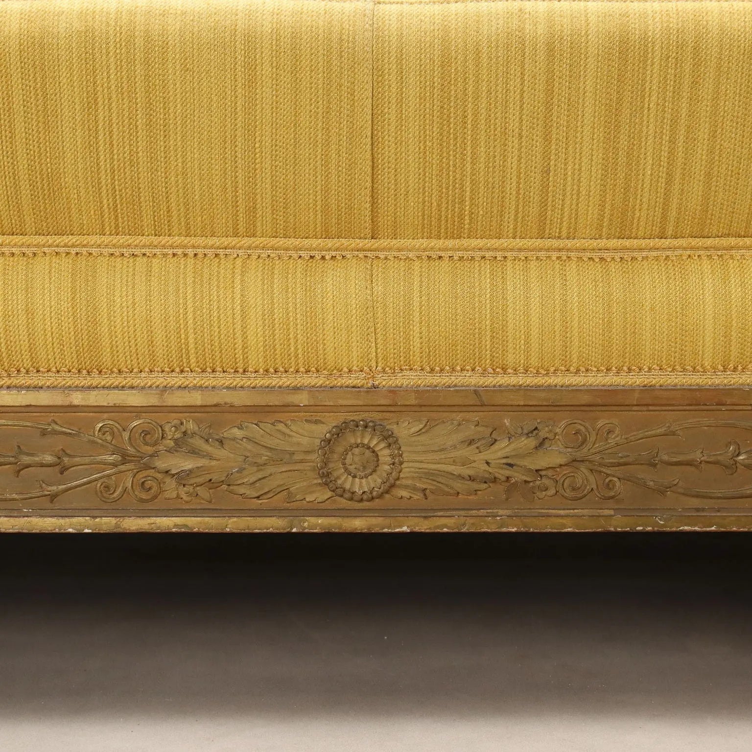 Neoclassical Gilded Wood Daybed - Italy 19th Century
