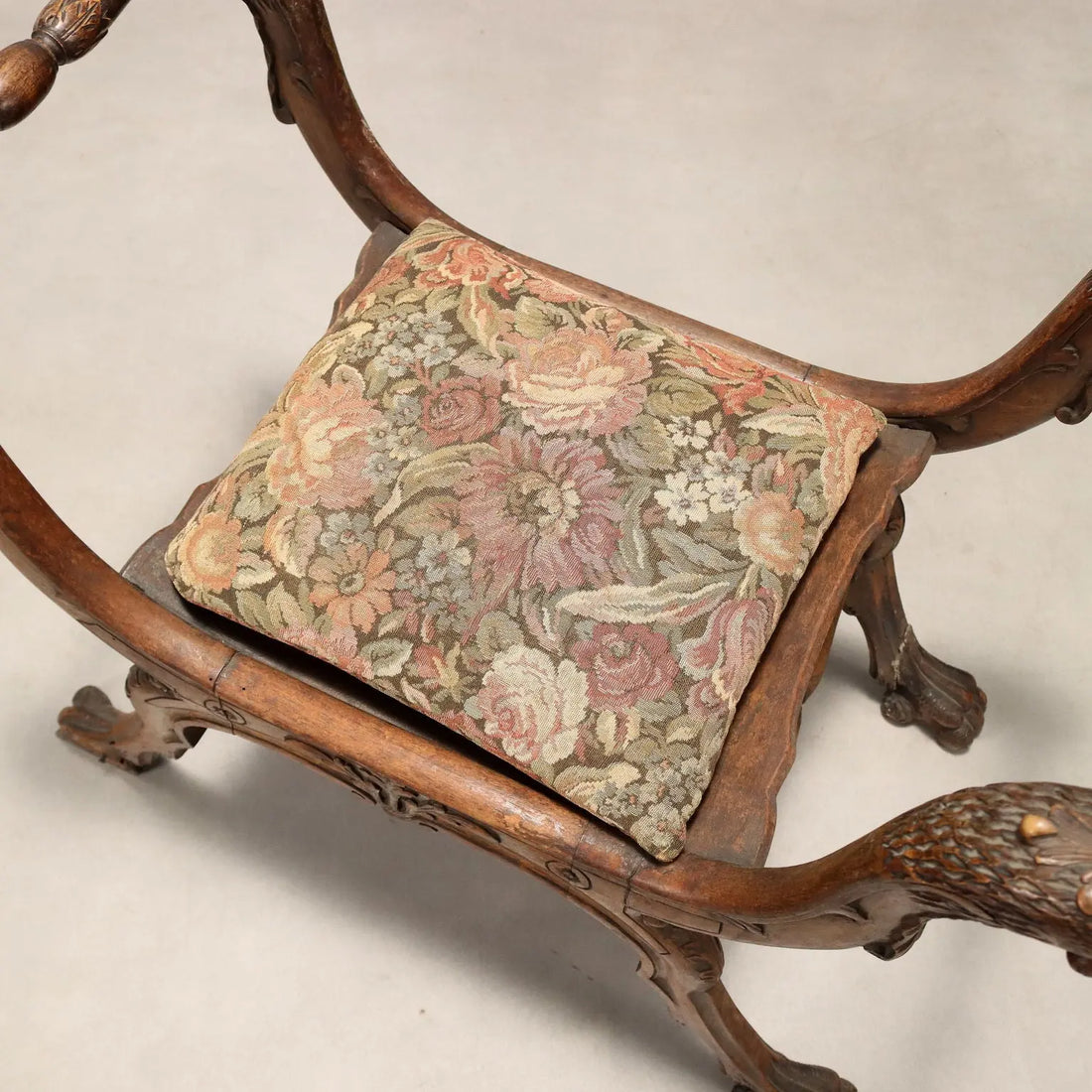 Antique Savonarola Stool Walnut Neo-Renaissance Walnut XIX Century - Italy, Late XIX Century | Antiques | Seating