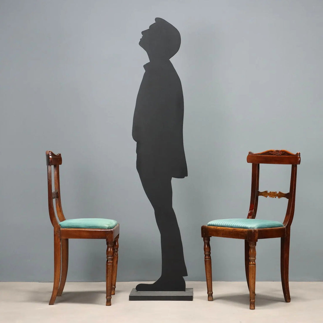 Louis Philippe Walnut Chairs - Italy 19th Century