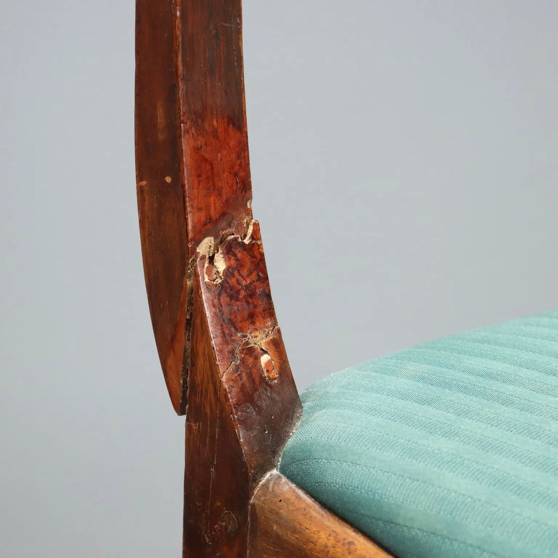 Louis Philippe Walnut Chairs - Italy 19th Century