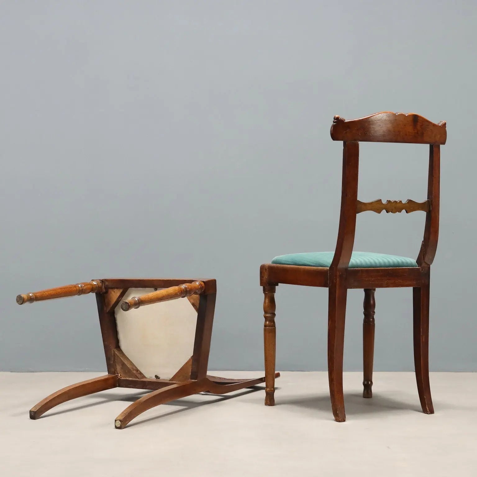 Louis Philippe Walnut Chairs - Italy 19th Century