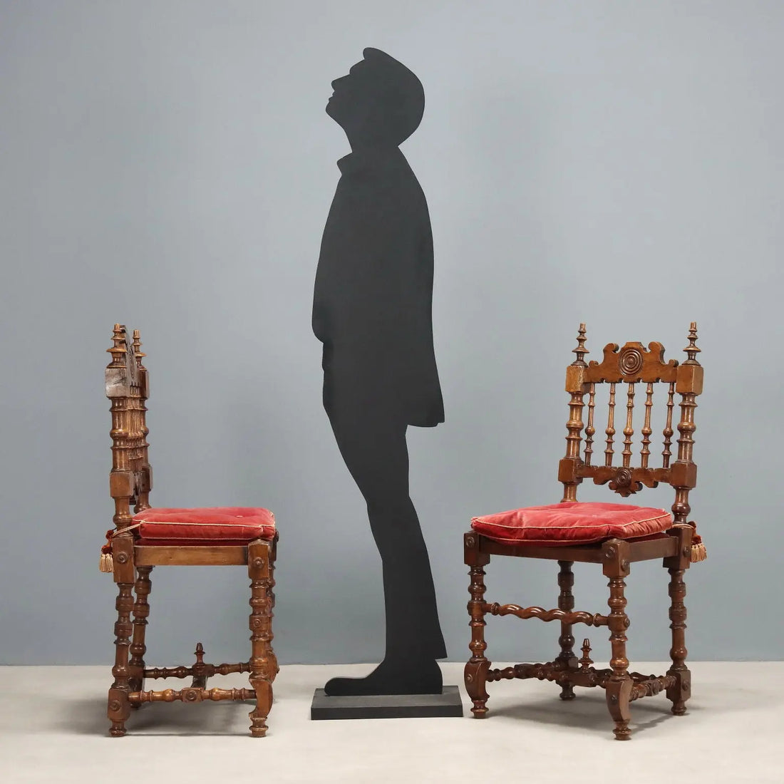 Antique Baroque Style Walnut Chairs - Italy Early 1900s