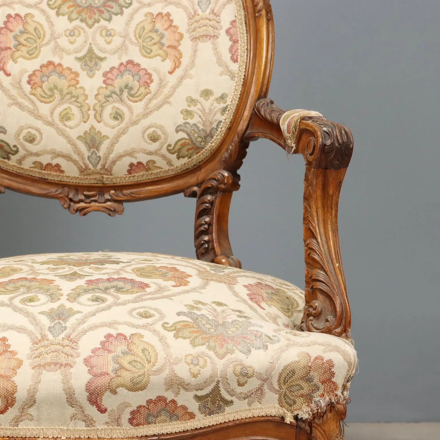 Pair of Walnut Armchairs Barocchetto Style