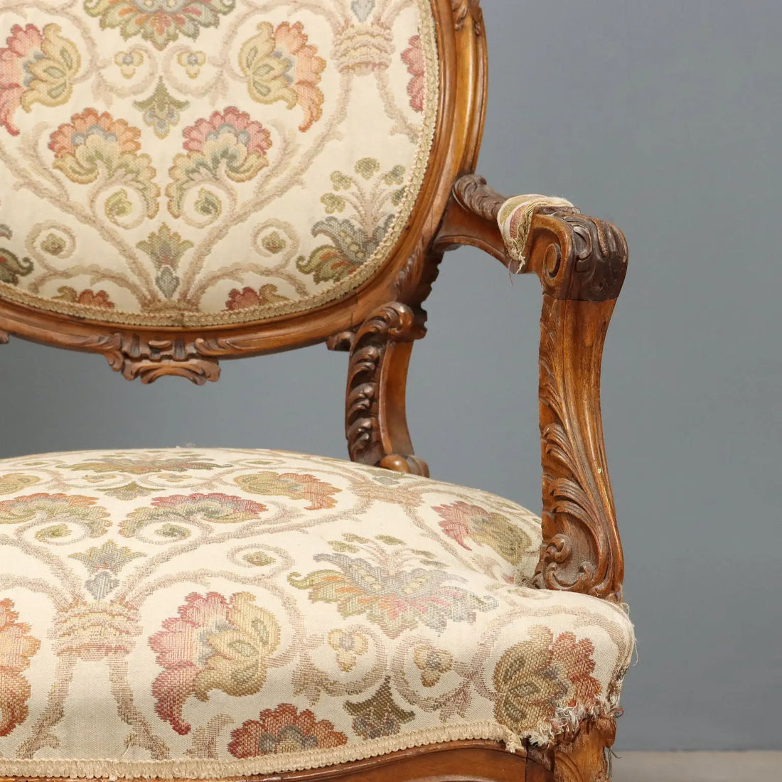 Pair of Walnut Armchairs Barocchetto Style