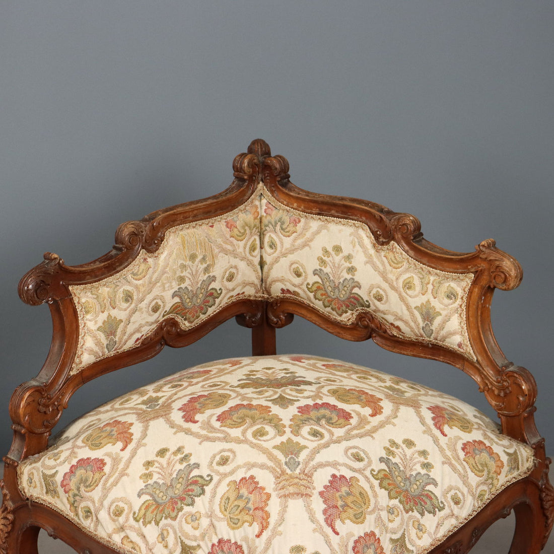 Antique Corner Chairs Baroque Style Walnut Padding XIX Century - Italy, Late XIX Century | Antiques  Seating