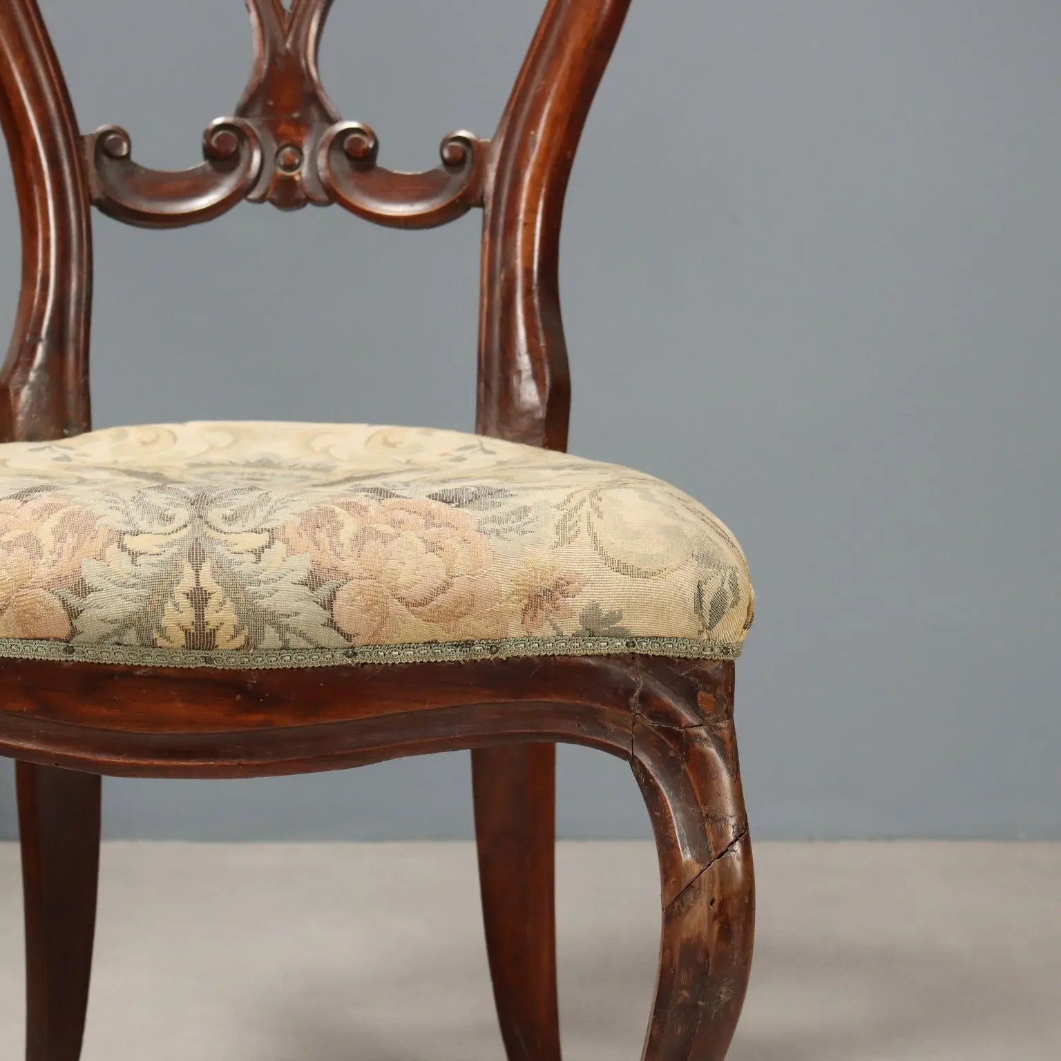 Luigi Filippo Walnut Chairs - Italy 19th Century