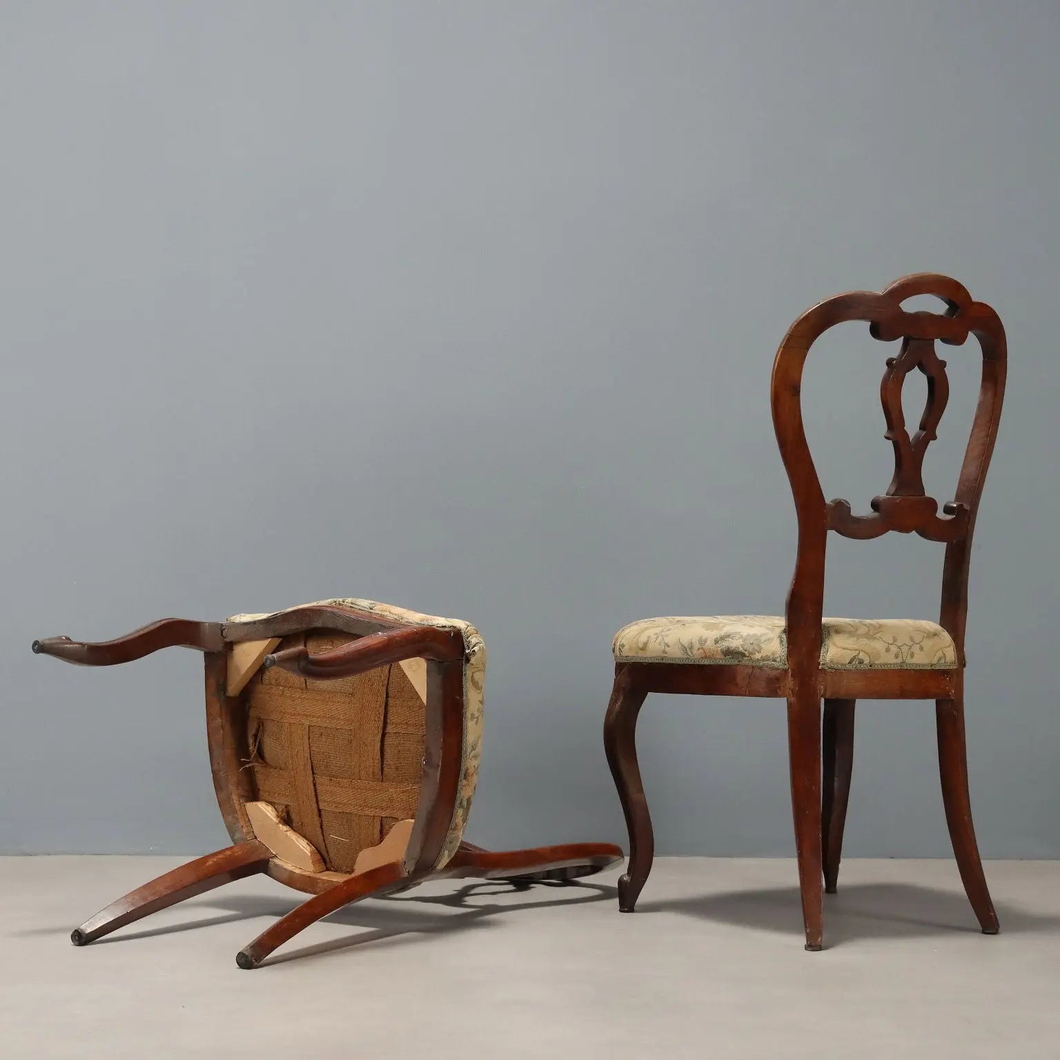 Luigi Filippo Walnut Chairs - Italy 19th Century