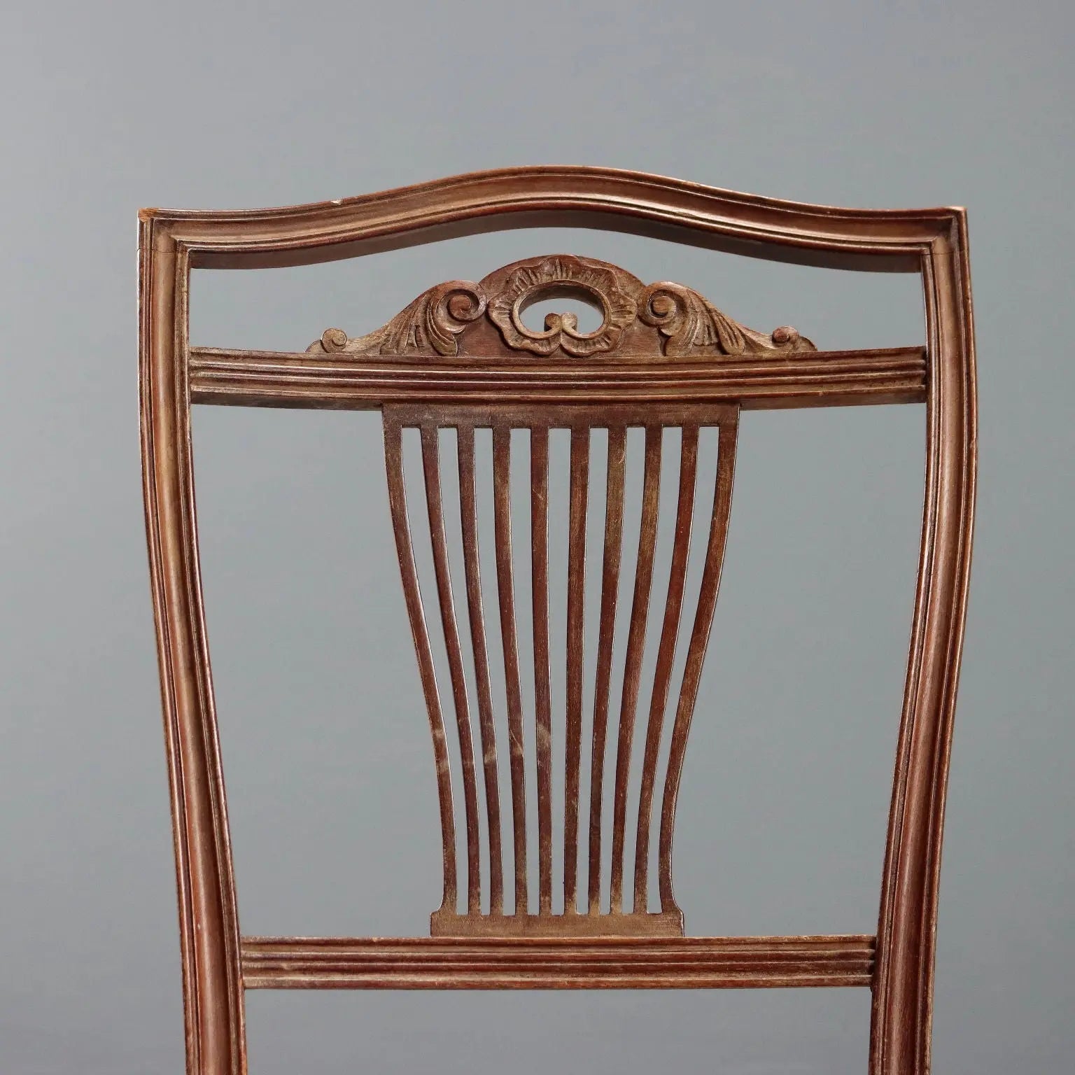 Antique Chairs Mahogany Leaves Carvings Padding XX Century