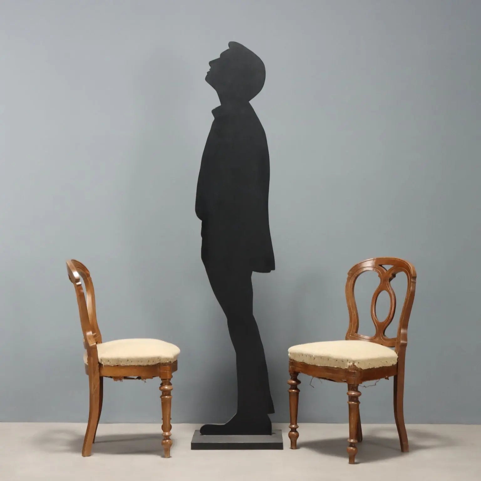 Group of Walnut Chairs - Italy Mid 19th Century