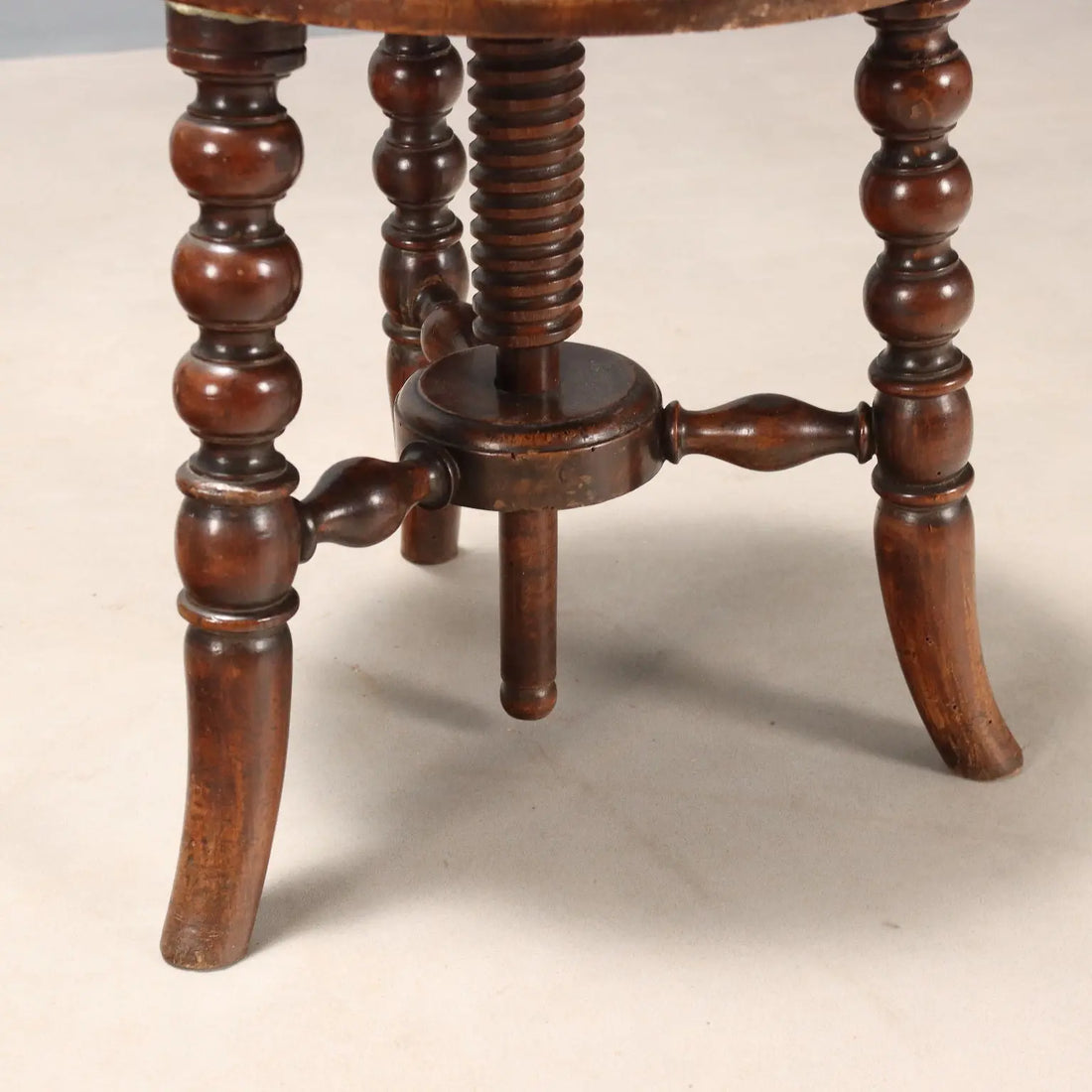 Antique Armchair with Pouf Walnut Fabric Italy XIX Century - Italy, XIX Century | Antiques | Seating