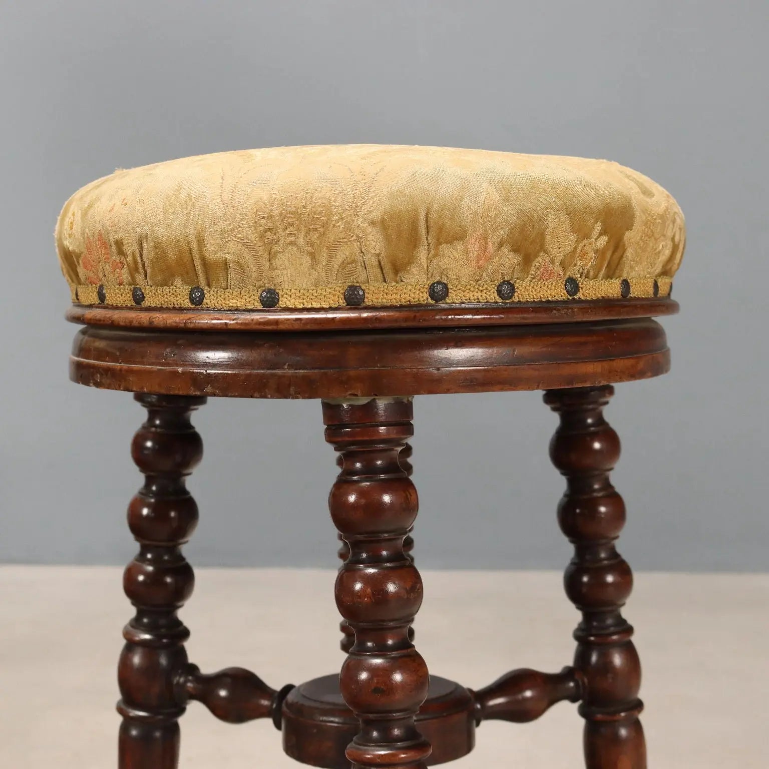 Antique Armchair with Pouf Walnut Fabric Italy XIX Century - Italy, XIX Century | Antiques | Seating