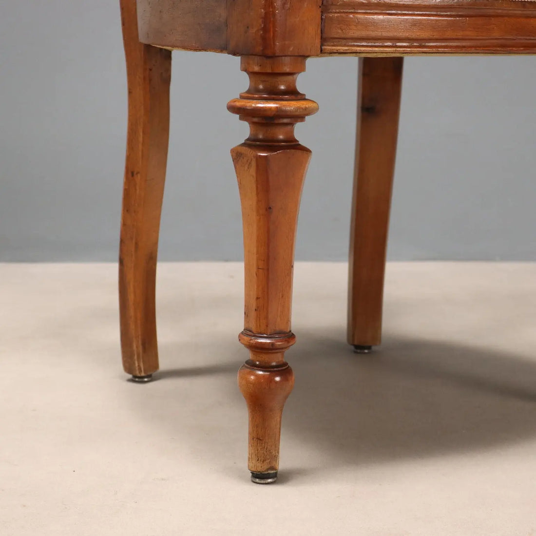 Antique Chairs Walnut Fabric Padding Italy Late XIX Century - Italy, Late XIX Century | Antiques | Seating
