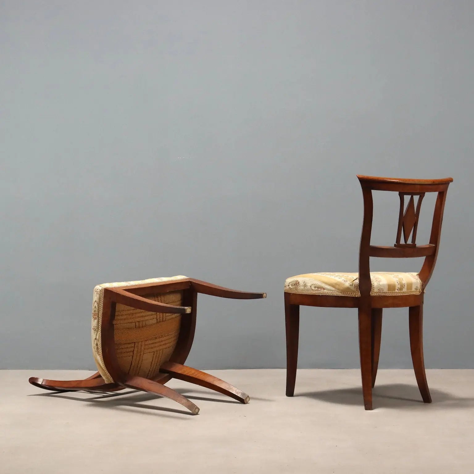 Antique Chairs Mahogany Fabric Wavy Feet Italy XIX Century - Italy, Mid XIX Century | Antiques | Seating