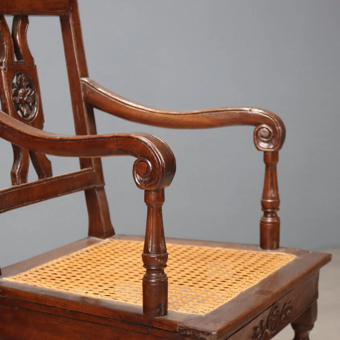 Antique Armchair Neoclassical Walnut Fabric Italy XVIII Century - Italy, XIX Century | Antiques | Seating