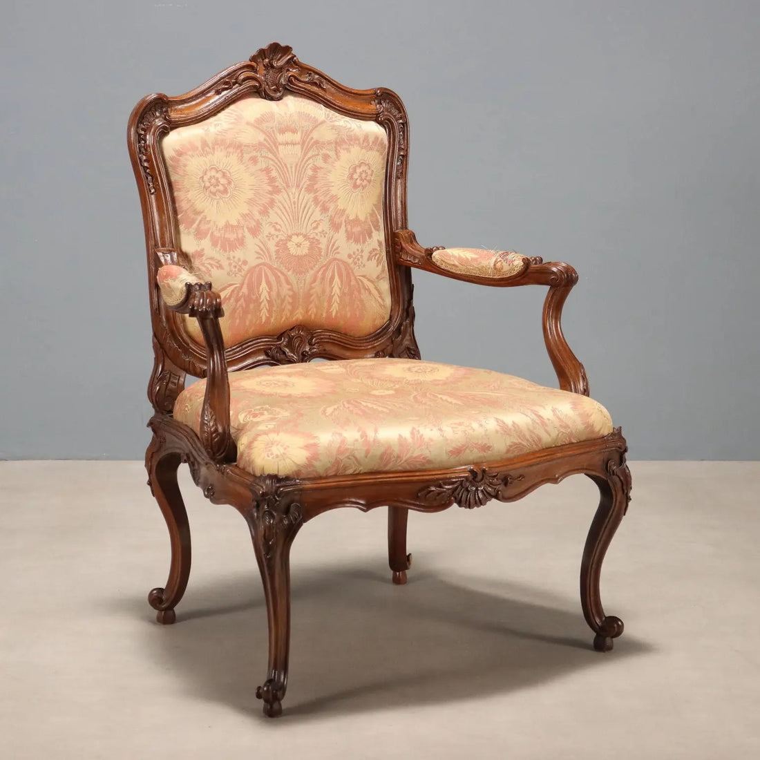 Antique Armchair Baroque Walnut Fabric Genoa XVIII Century - Genoa, Mid XVIII Century | Antiques | Seating