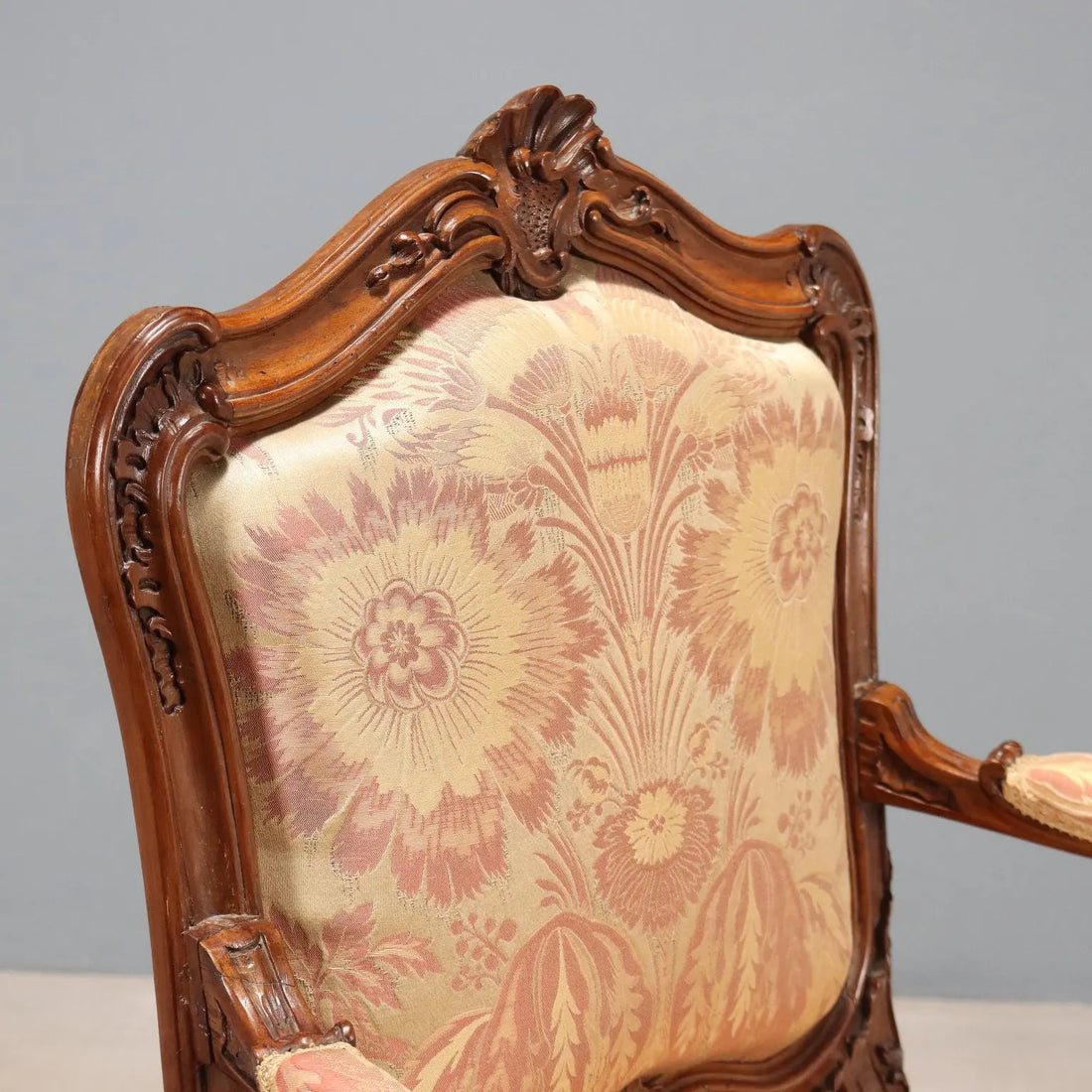 Antique Armchair Baroque Walnut Fabric Genoa XVIII Century - Genoa, Mid XVIII Century | Antiques | Seating