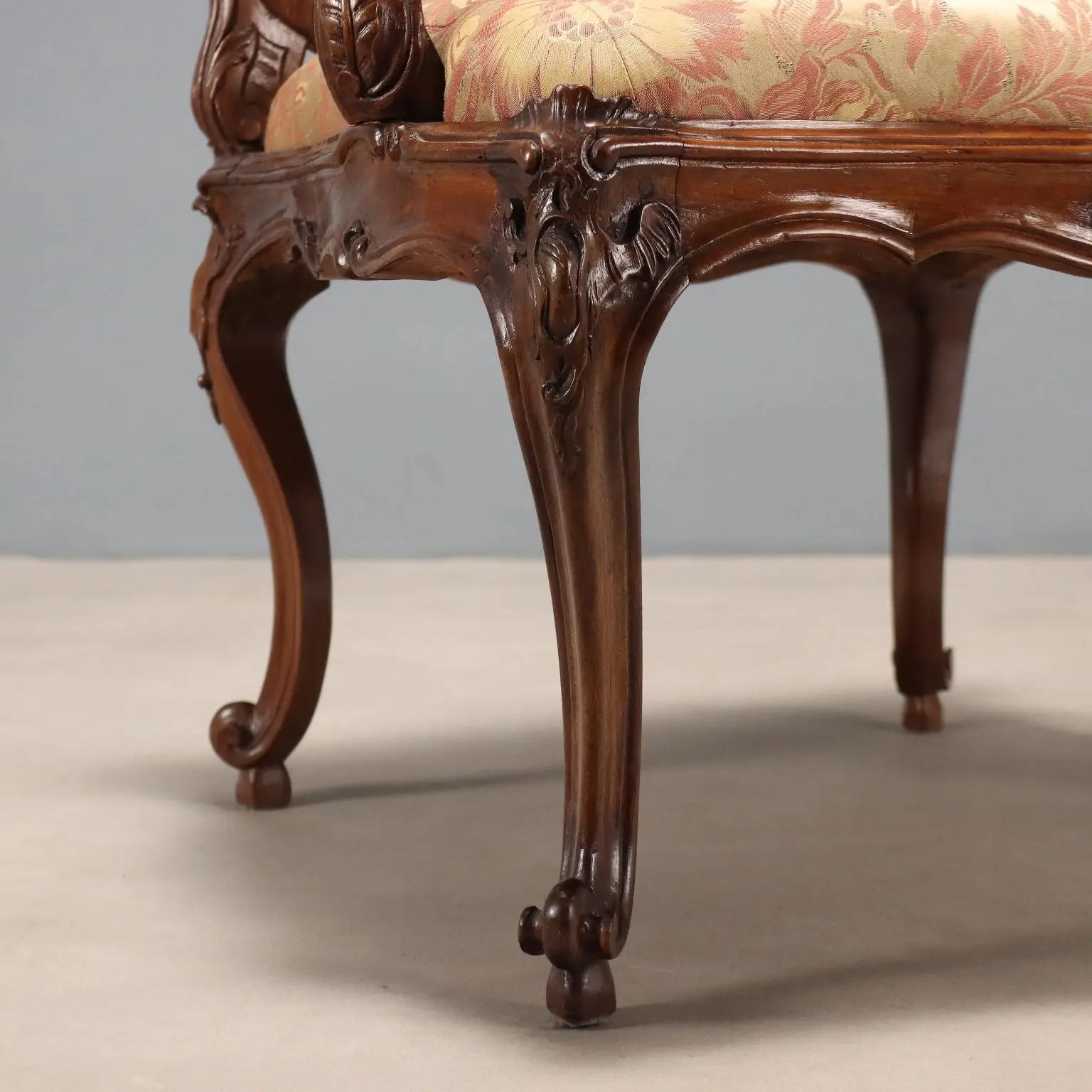 Antique Armchair Baroque Walnut Fabric Genoa XVIII Century - Genoa, Mid XVIII Century | Antiques | Seating