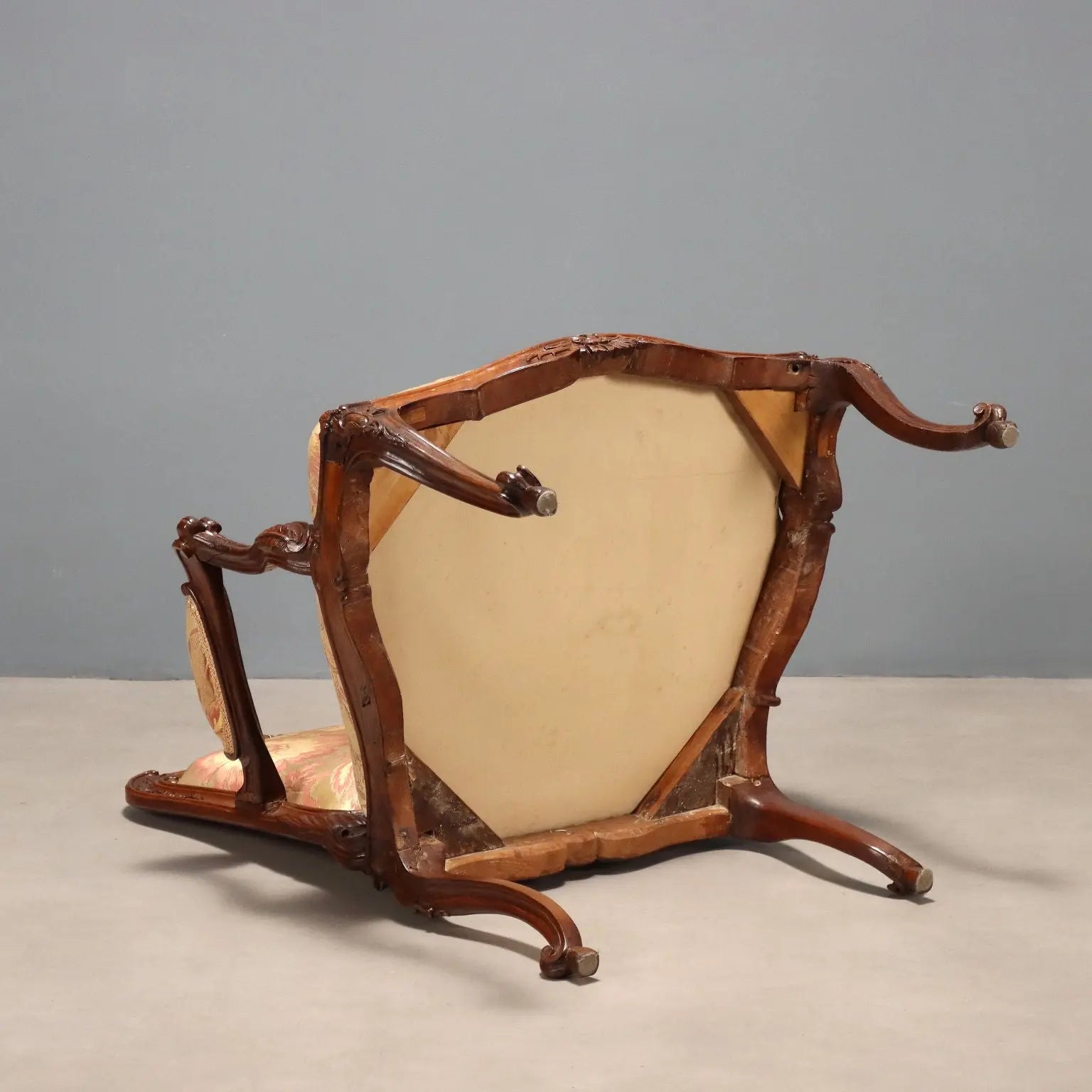 Antique Armchair Baroque Walnut Fabric Genoa XVIII Century - Genoa, Mid XVIII Century | Antiques | Seating