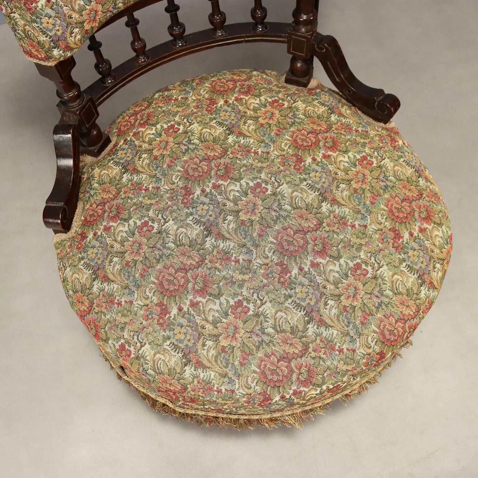 Antique Victorian Armchair with Pouf Fabric England XIX Century - England, Mid XIX Century | Antiques | Seating