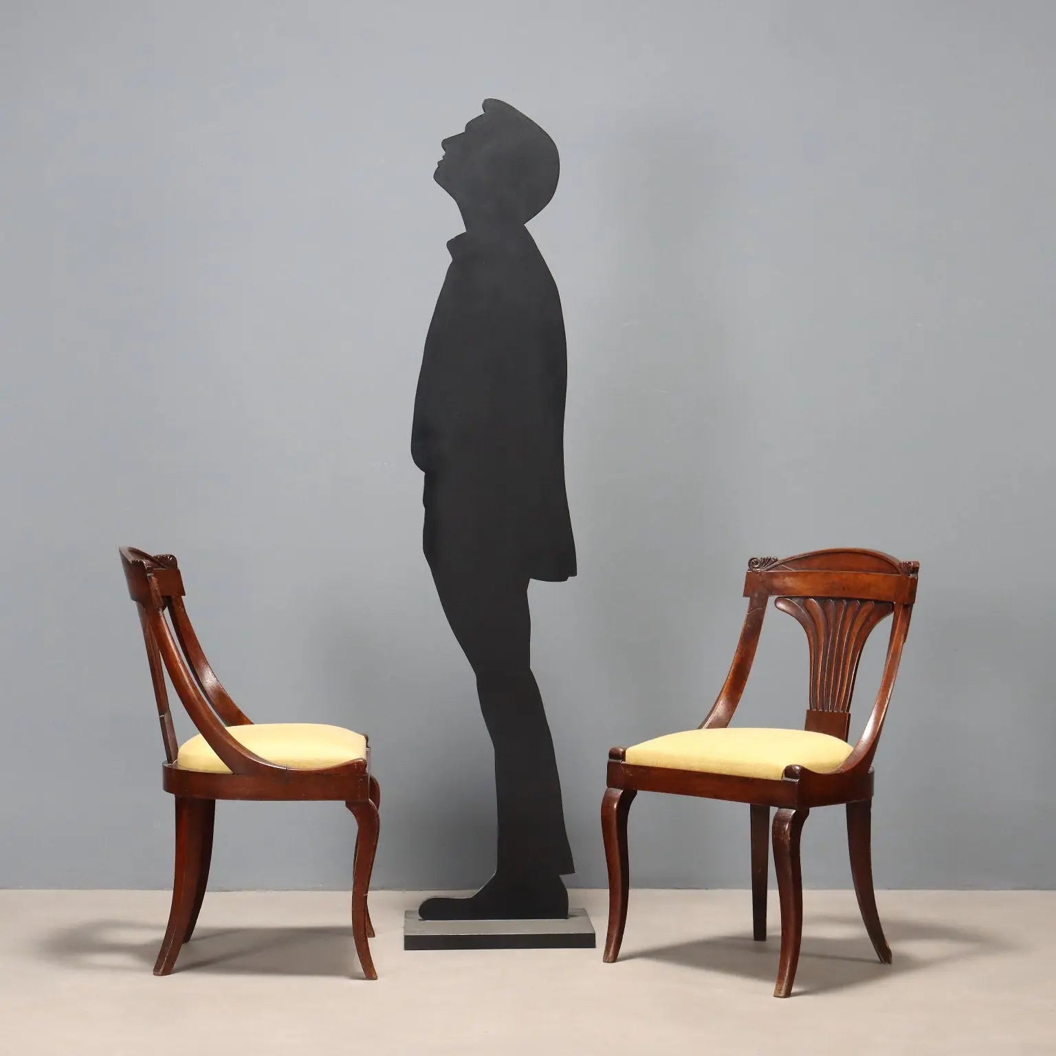 Antique Chairs Louis Philippe Walnut Italy XIX Century - Italy Second Quarter of the 19th Century | Antiques | Seating