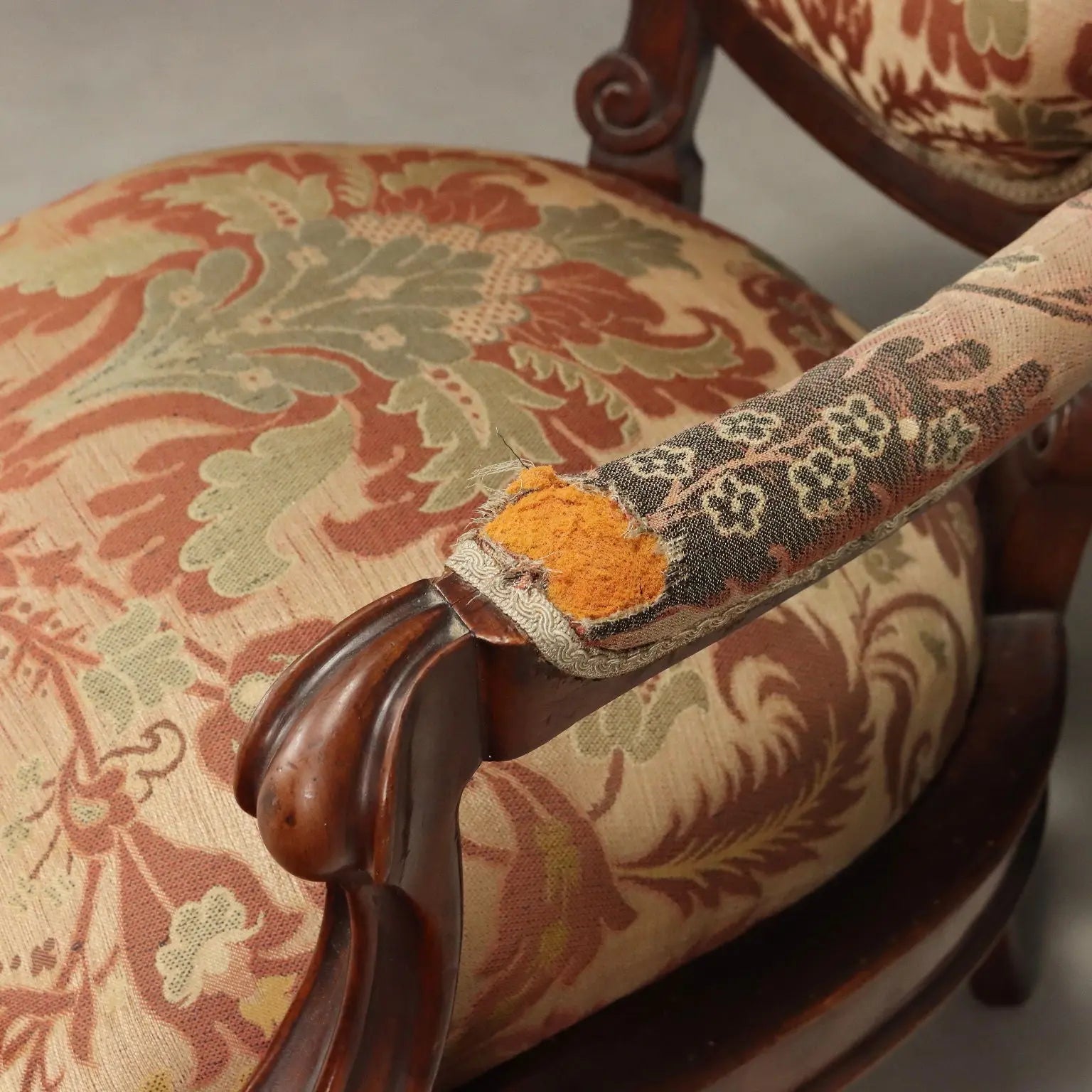 Luigi Filippo Armchair in Walnut - 19th Century