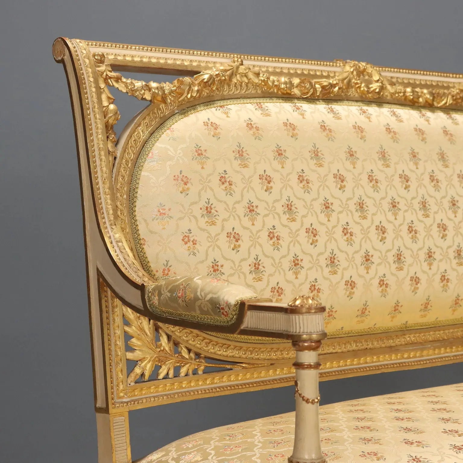 Antique Sofa Neoclassical Style Lacquered Wood Italy XIX Century - Italy, Late XIX Century | Antiques | Seating