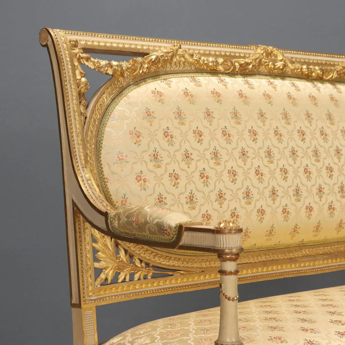 Antique Sofa Neoclassical Style Lacquered Wood Italy XIX Century - Italy, Late XIX Century | Antiques | Seating