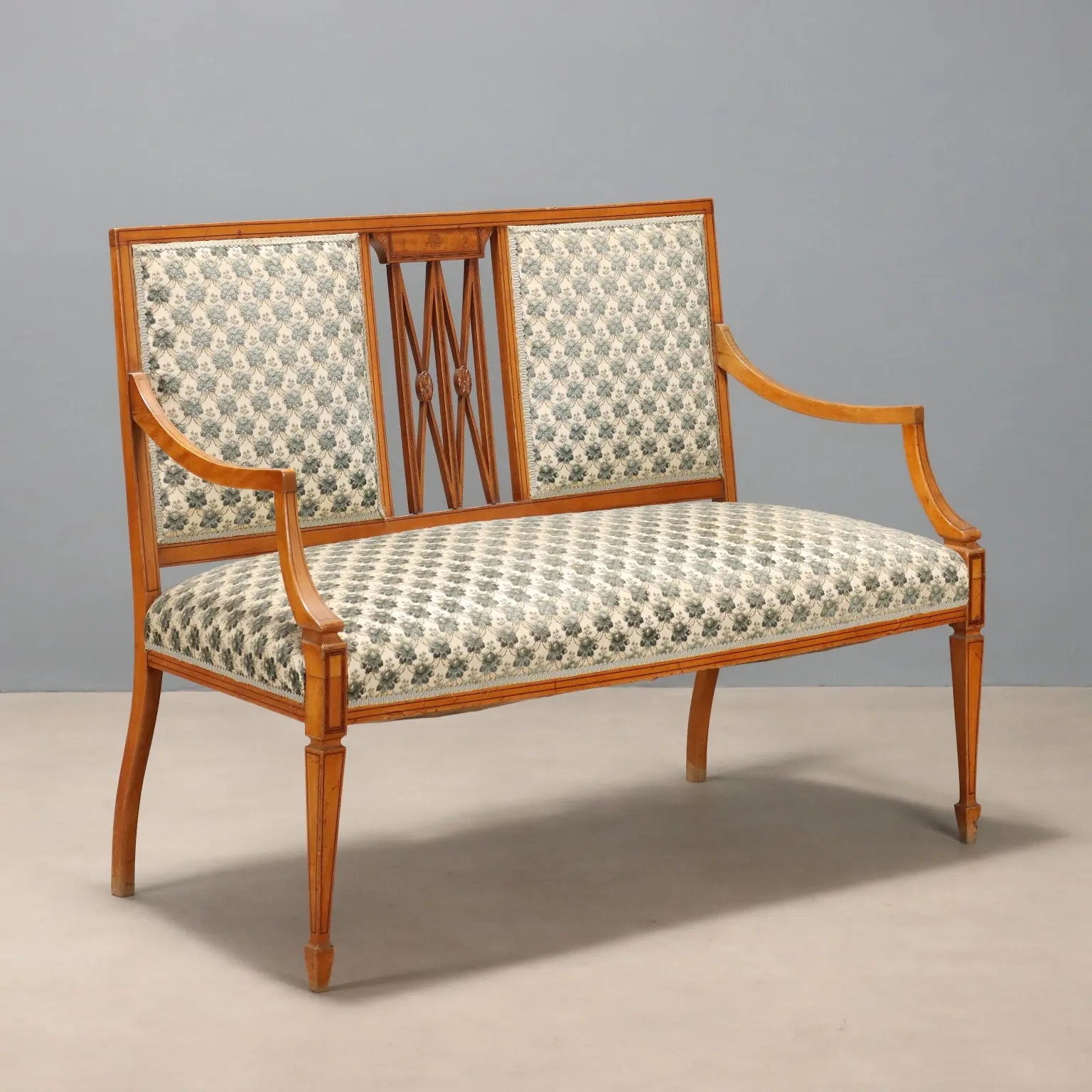 Antique Victorian Sofa Mahogany Fabric United Kingdom XIX Century - England, Mid XIX Century | Antiques | Seating