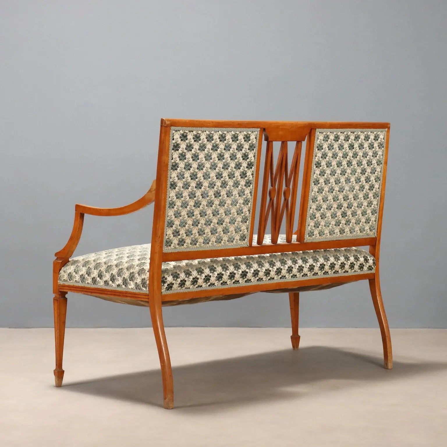Antique Victorian Sofa Mahogany Fabric United Kingdom XIX Century - England, Mid XIX Century | Antiques | Seating