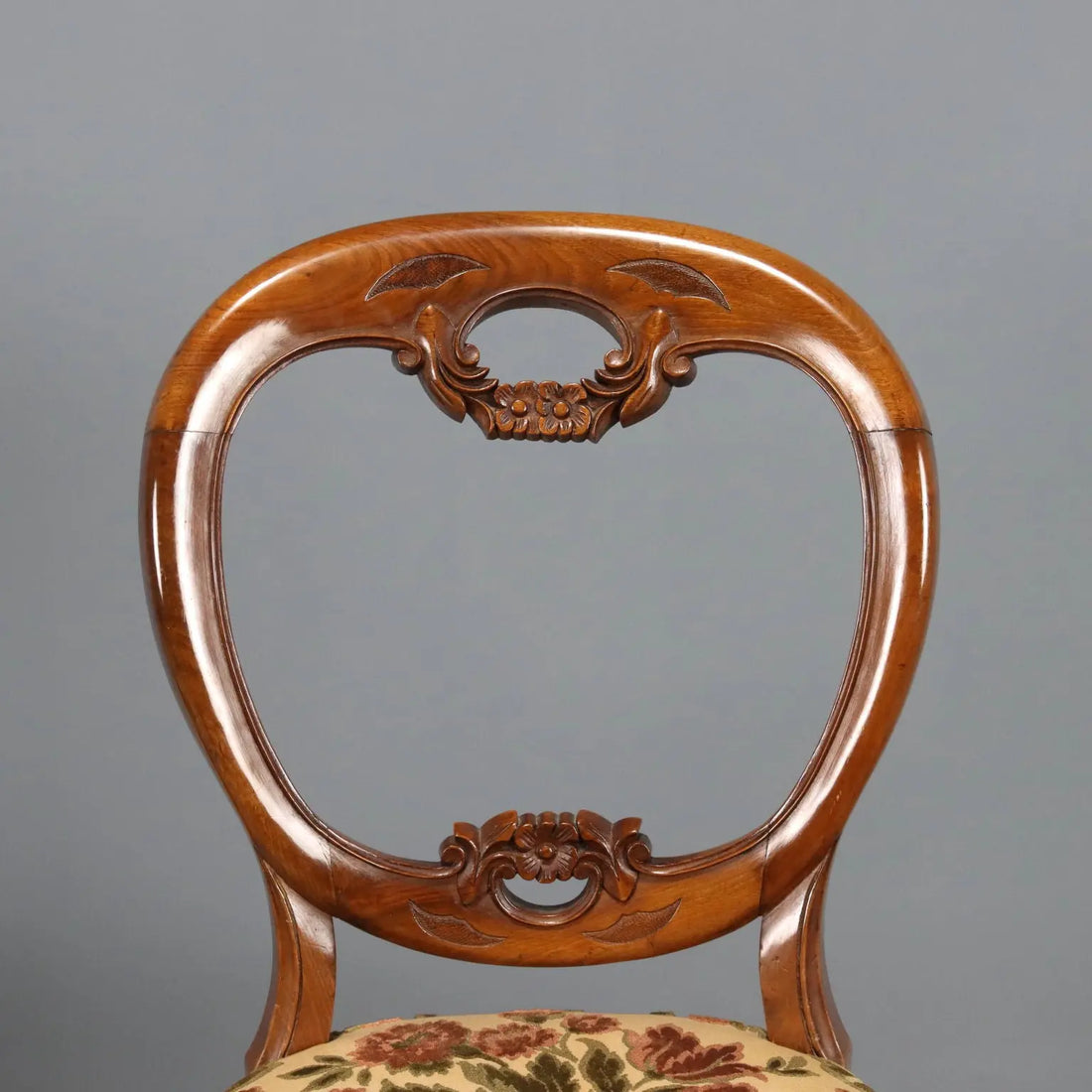 Antique Chairs Louis Philippe Walnut Carvings Italy XIX Century - Italy, XIX Century | Antiques | Seating