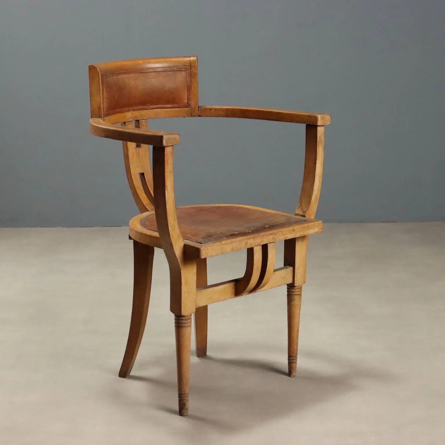 Art Nouveau Oak Armchair, Italy Early 20th Century