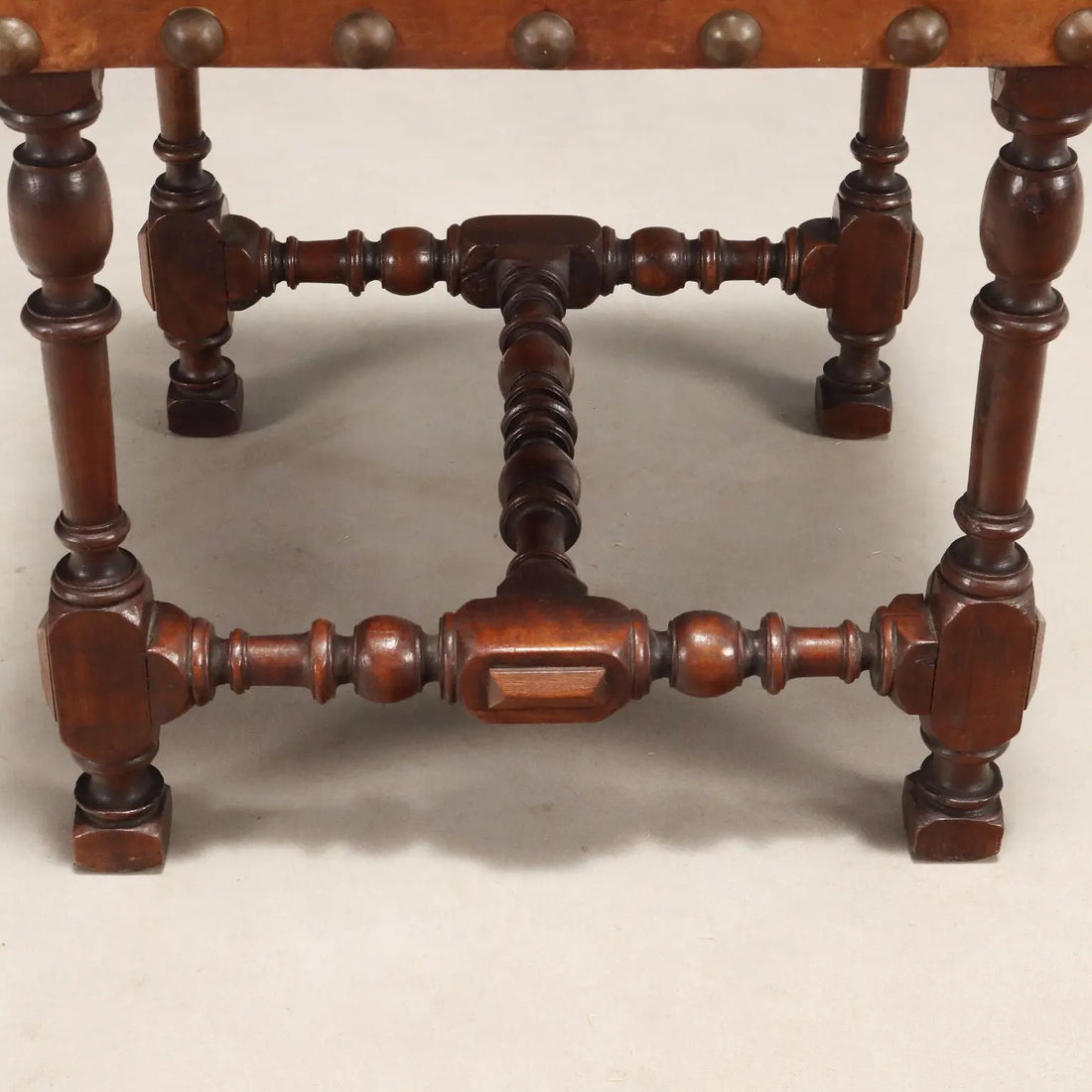 Antique Stools Neo-Baroque Walnut Leather Italy XIX Century - Italy, XIX Century | Antiques | Seating