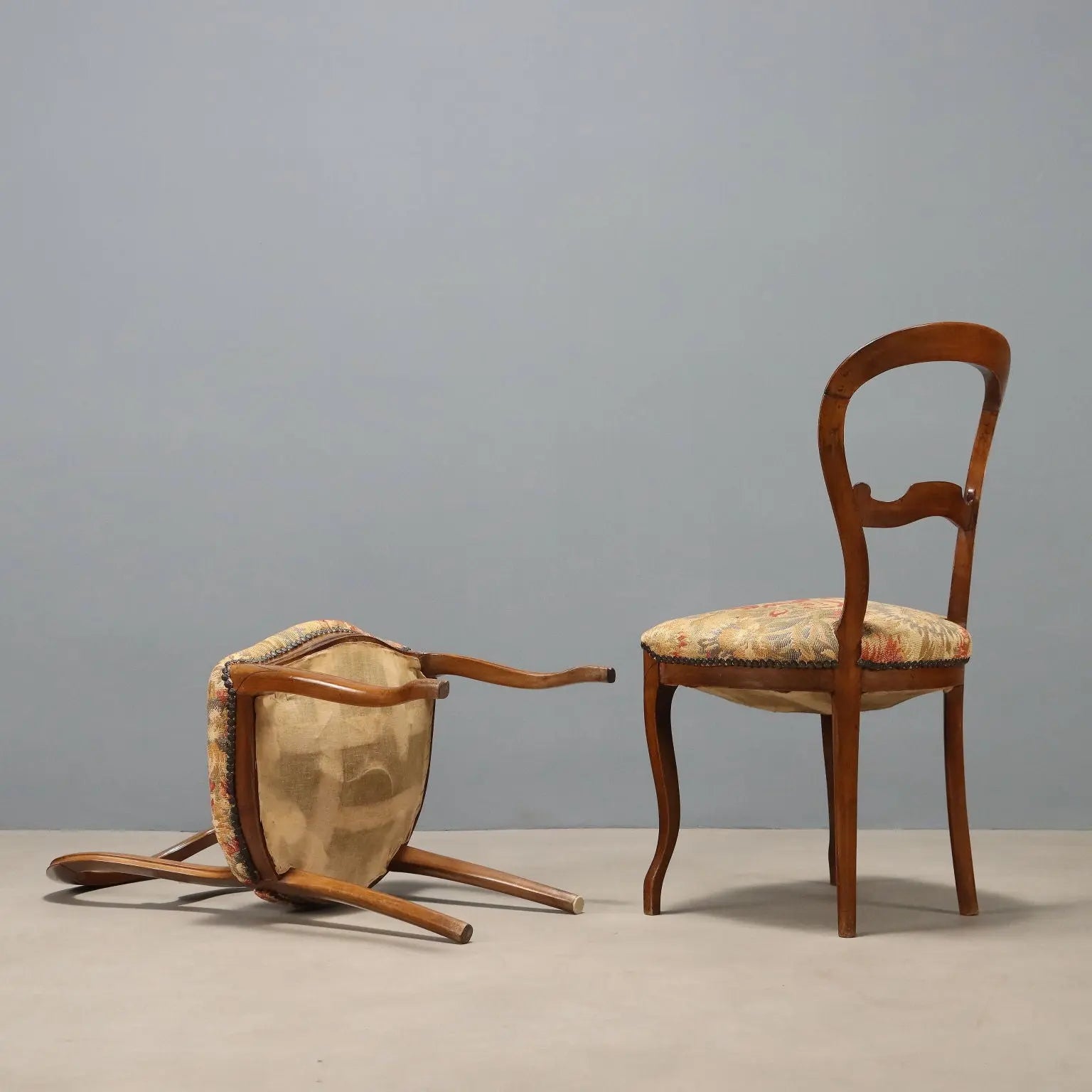Antique Chairs Louis Philippe Walnut Italy XIX Century - Italy, Mid XIX Century | Antiques | Seating