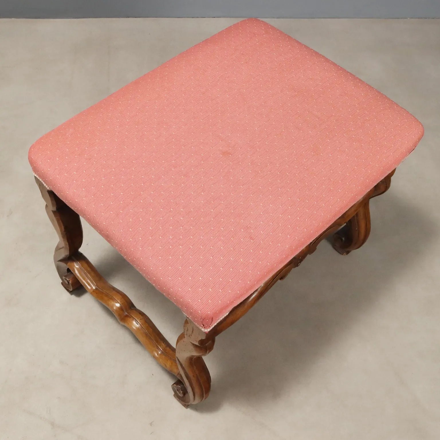 Antique Baroque Stools Carved Walnut Fabric Italy XVIII Century - Piedmont, Early XVIII Century | Antiques | Seating