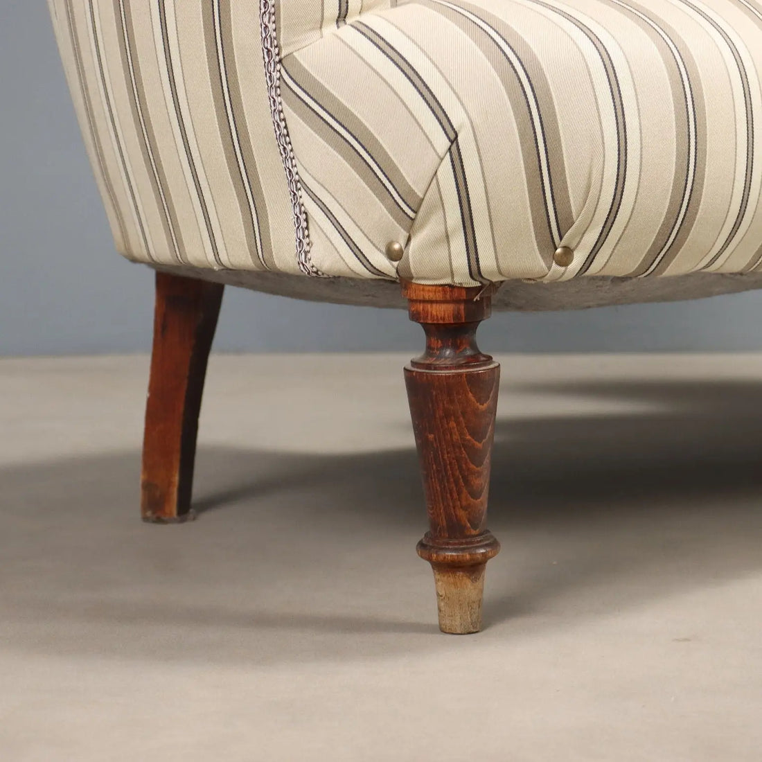 Antique Sofa Fabric Painted Beech Italy XIX Century - Italy, XIX Century | Antiques | Seating
