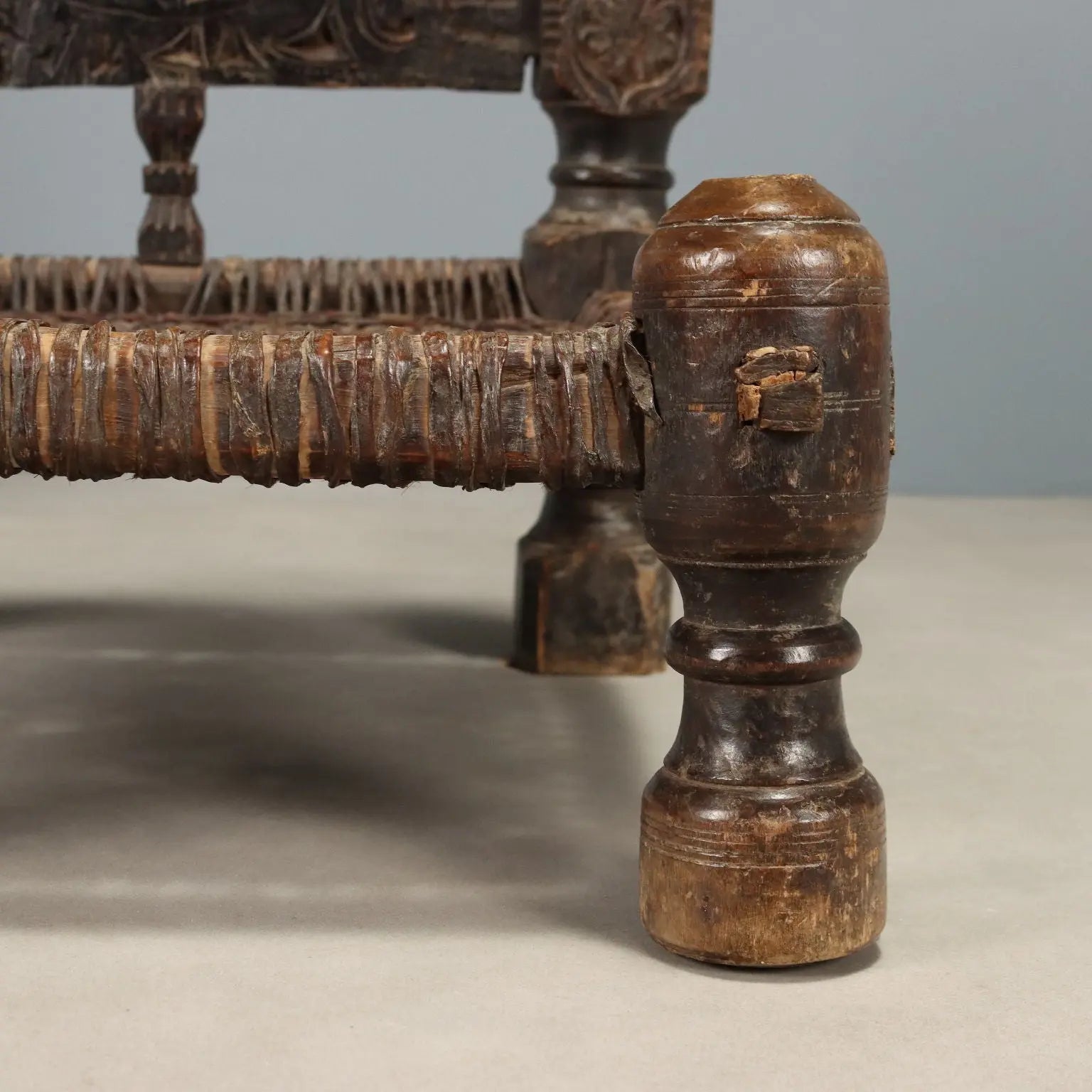 Antique Ethnic Chair Exotic Wood Leather Pakistan '800 - Pakistan, XIX Century | Antiques | Seating