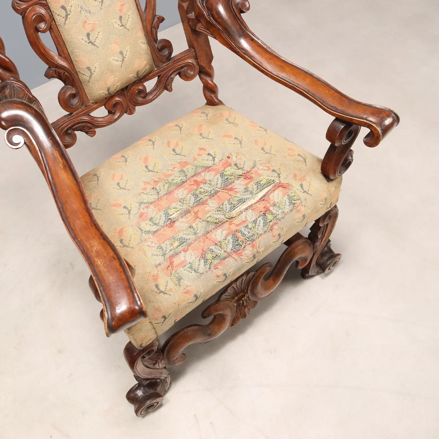 Antique Baroque Armchairs Walnut Fabric Italy XVII Century