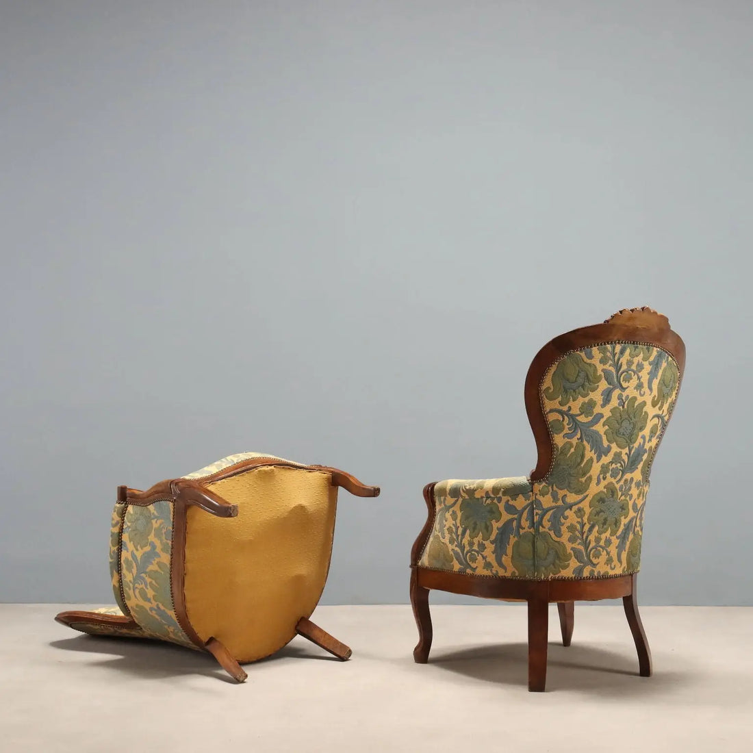 Luigi Filippo Walnut Armchairs - 19th Century Italy