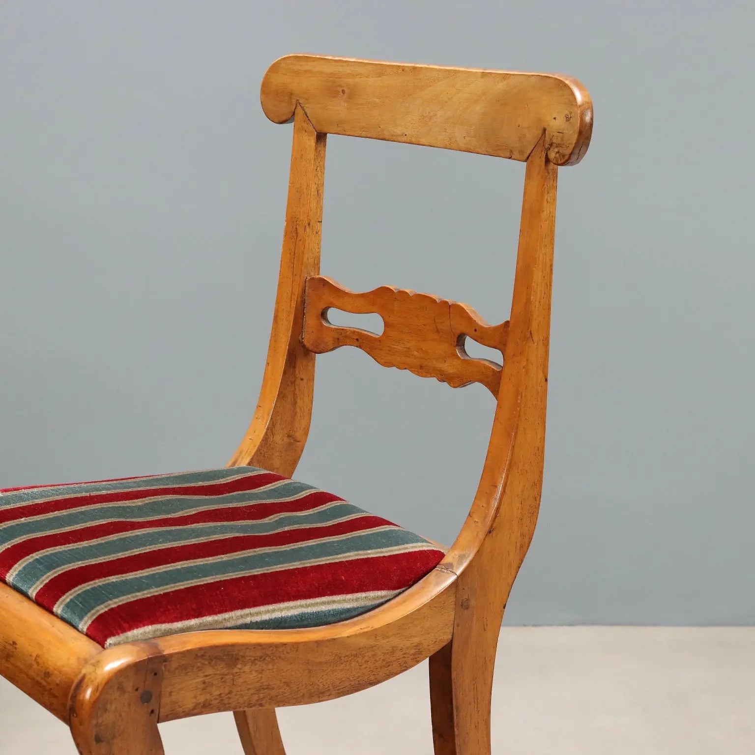 Antique Walnut Chairs - Italy 19th Century