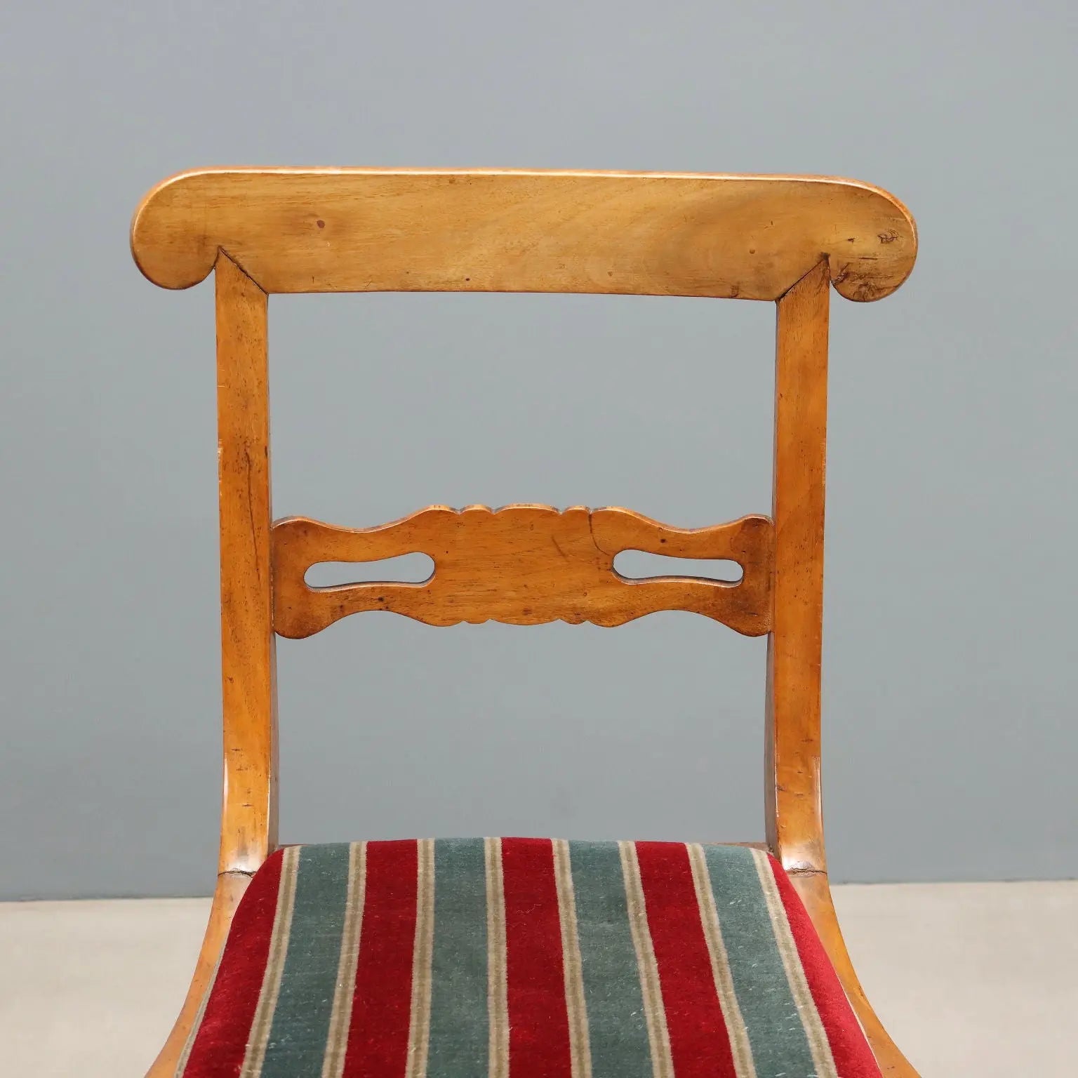 Antique Walnut Chairs - Italy 19th Century
