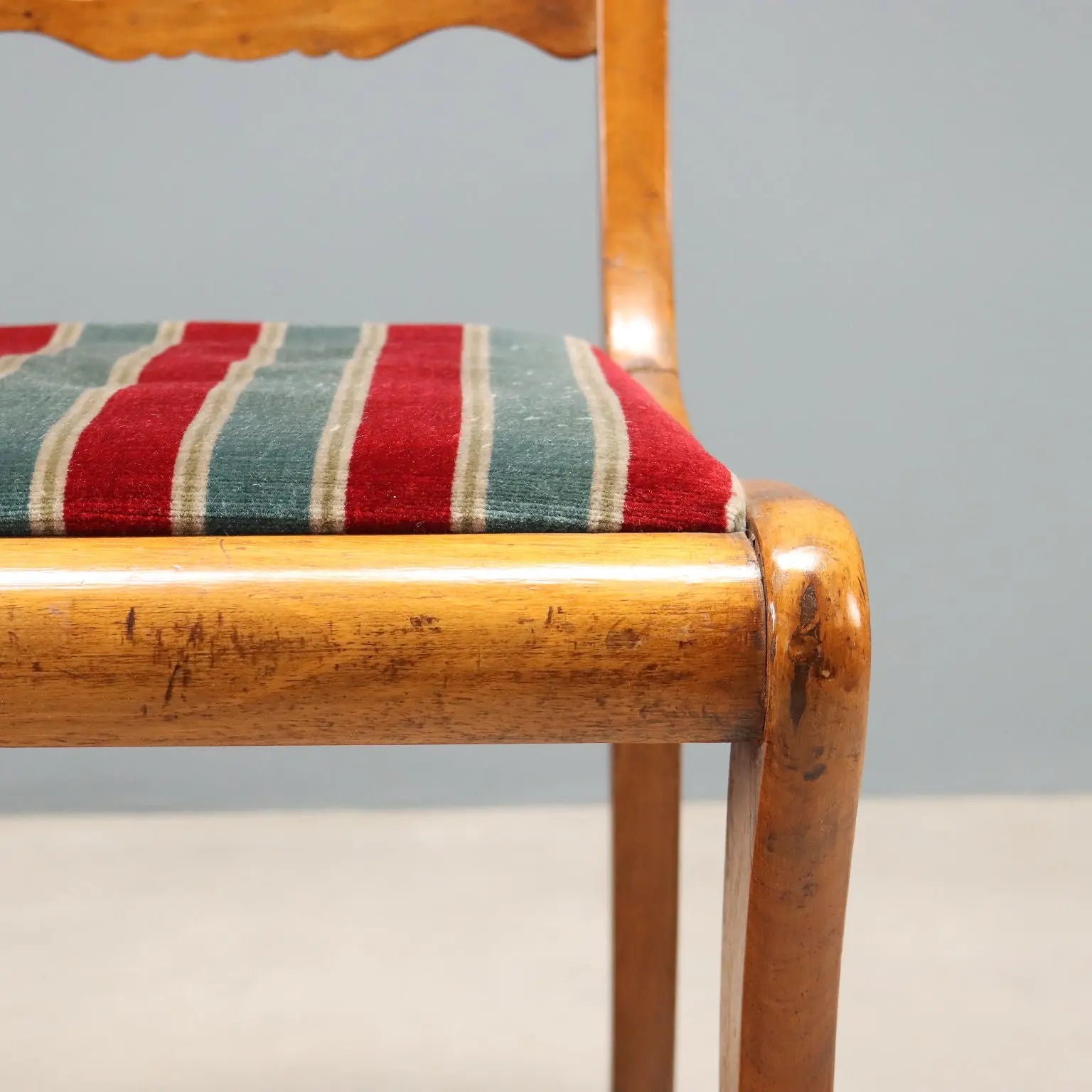 Antique Walnut Chairs - Italy 19th Century