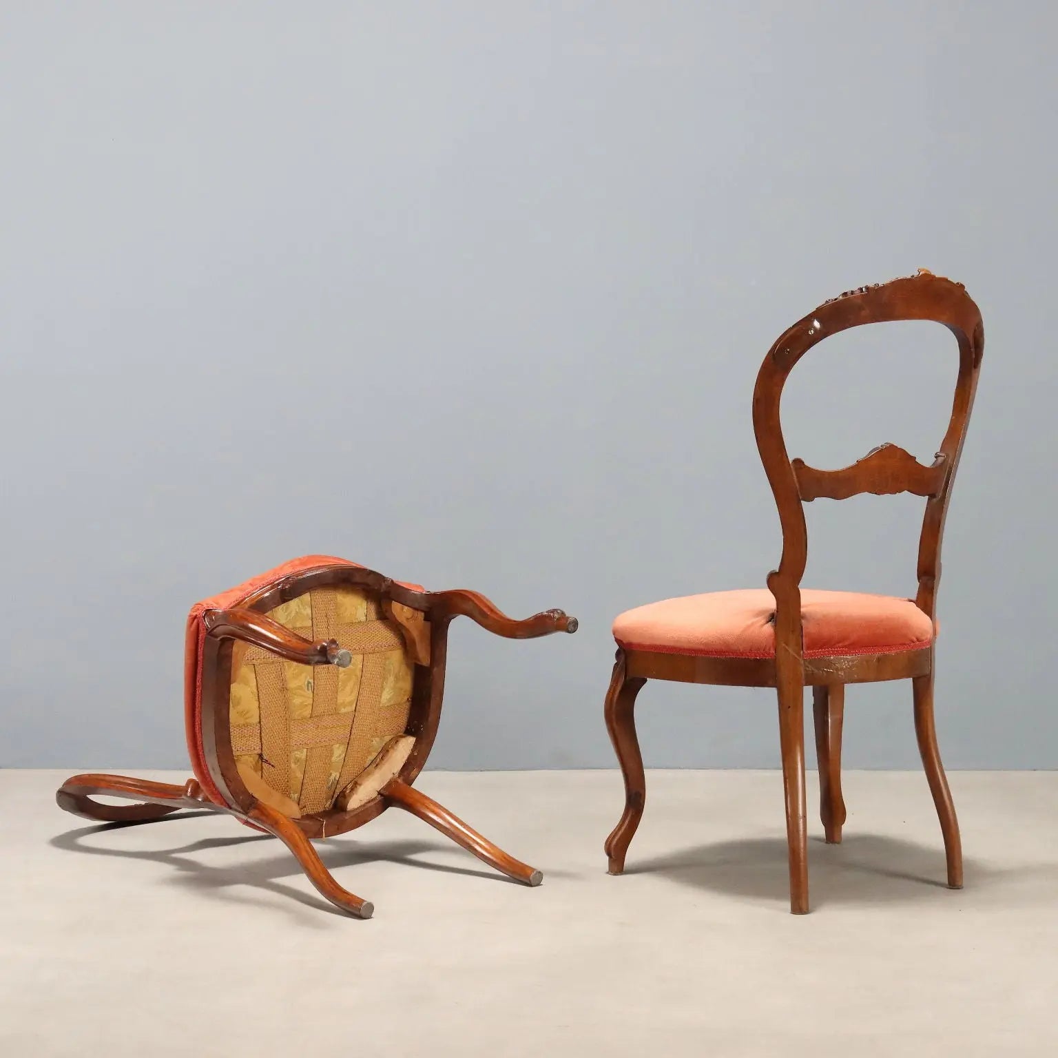 Louis Philippe Walnut Chairs, 19th Century Italy