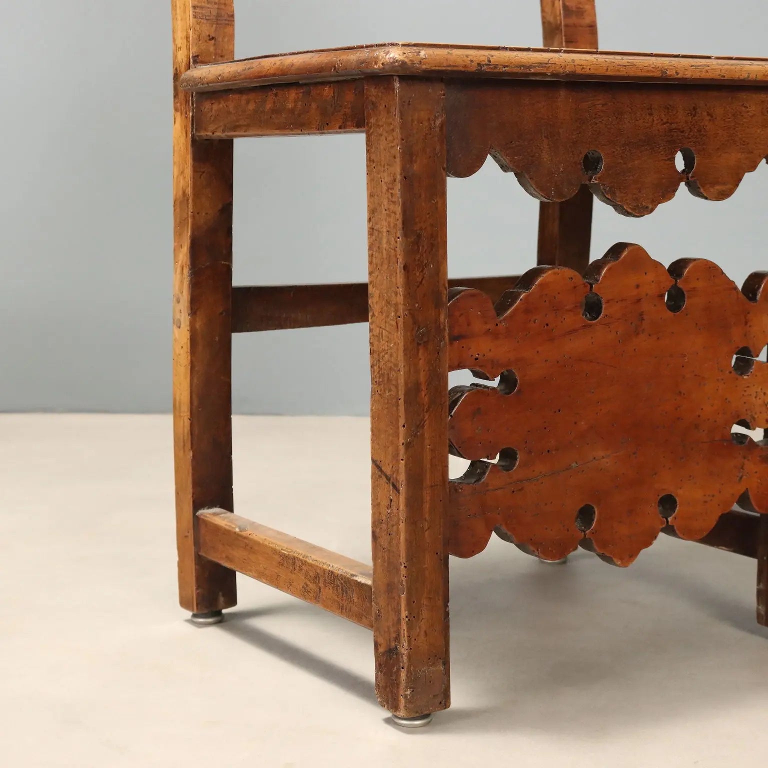 Pair of Baroque Walnut Chairs - Italy 18th Century