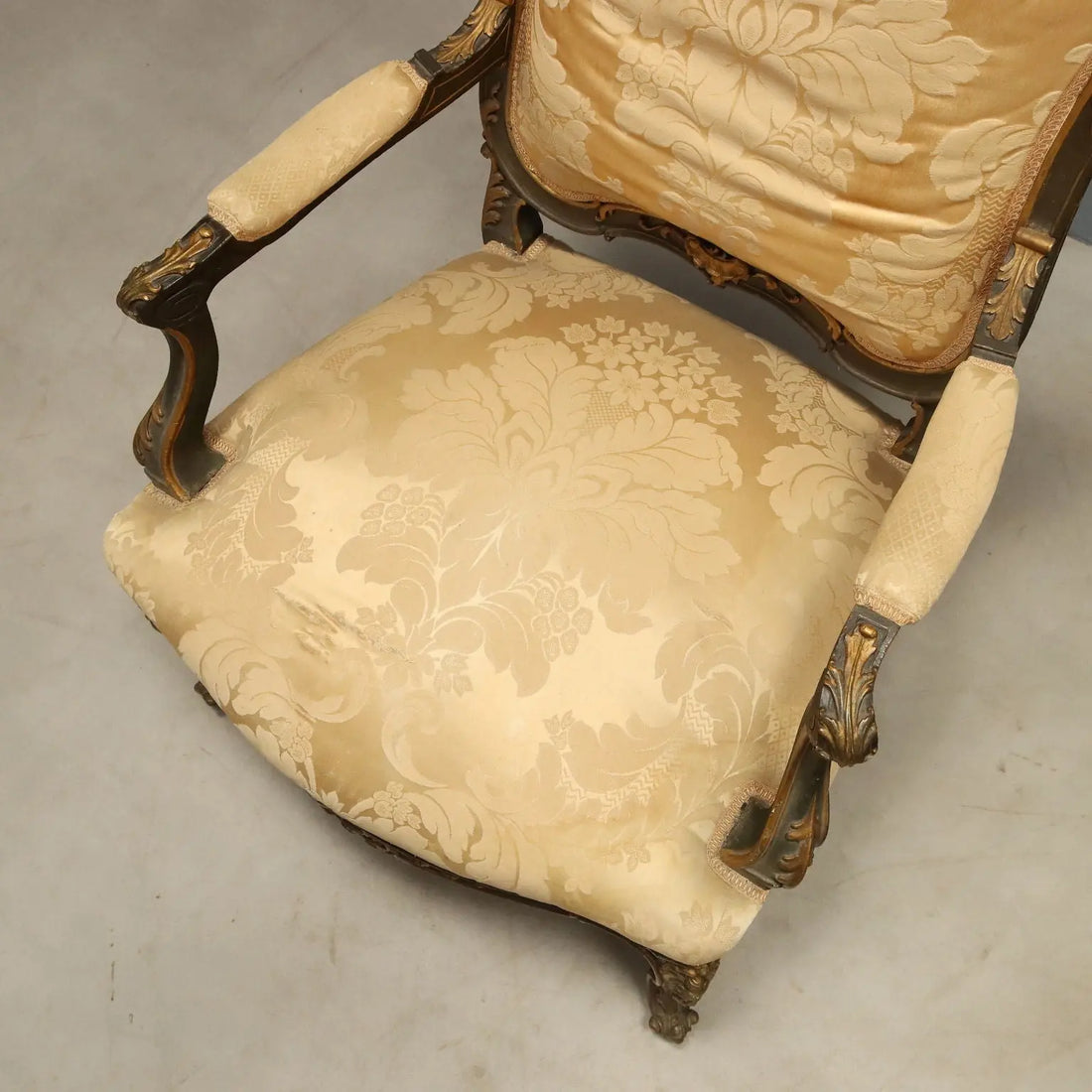 Barocchetto Chairs and Armchairs in Gilded Wood