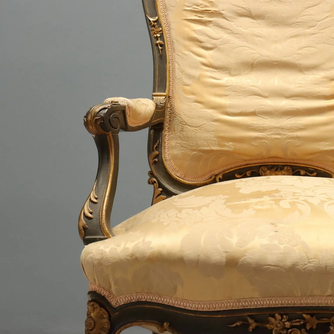 Barocchetto Chairs and Armchairs in Gilded Wood
