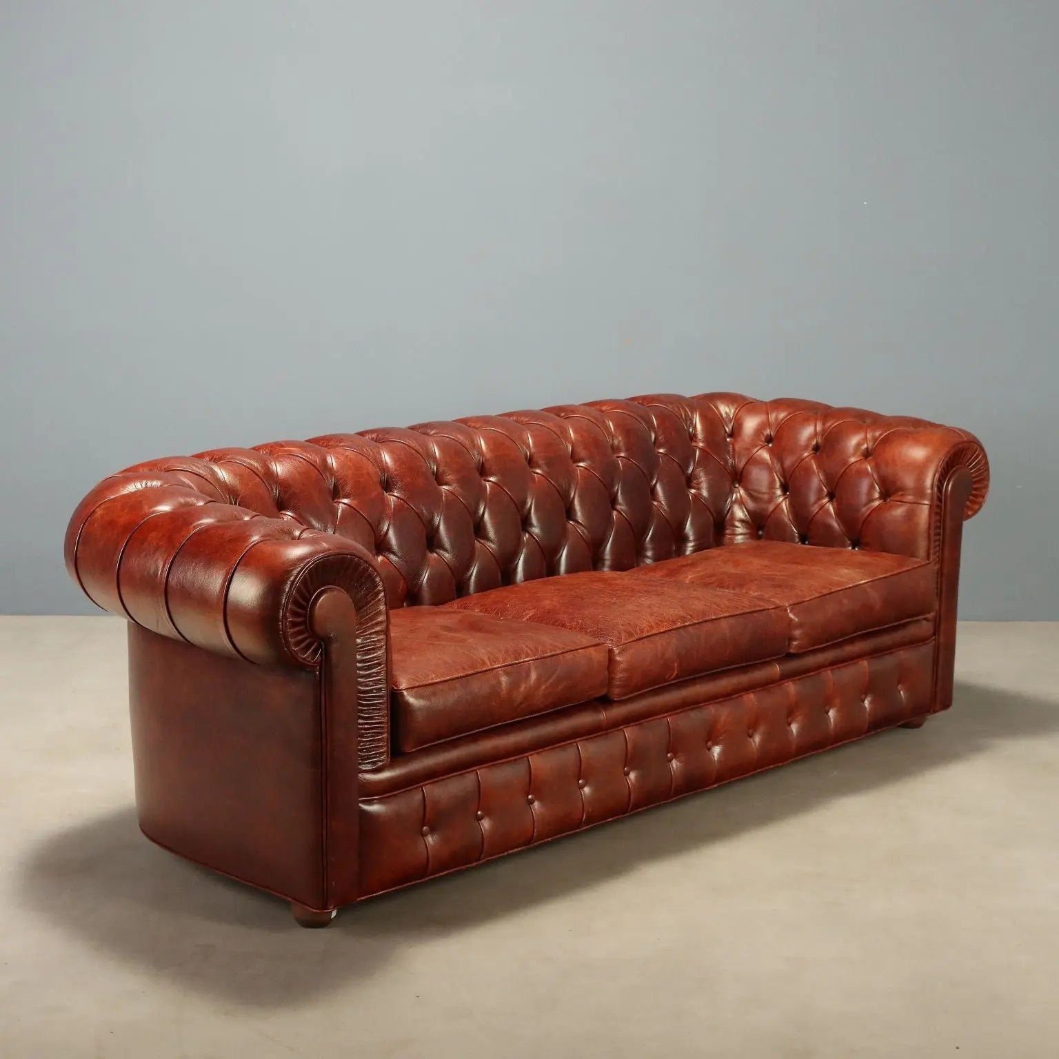 Tobacco Leather Chesterfield Sofa