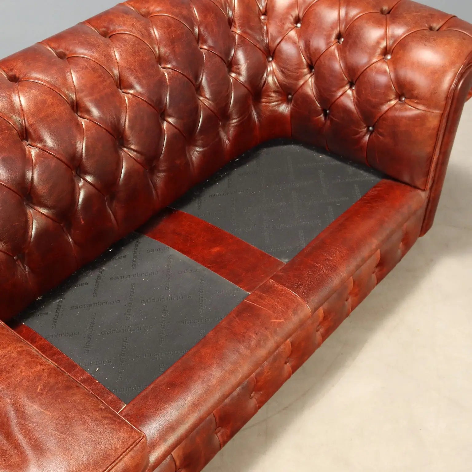 Tobacco Leather Chesterfield Sofa